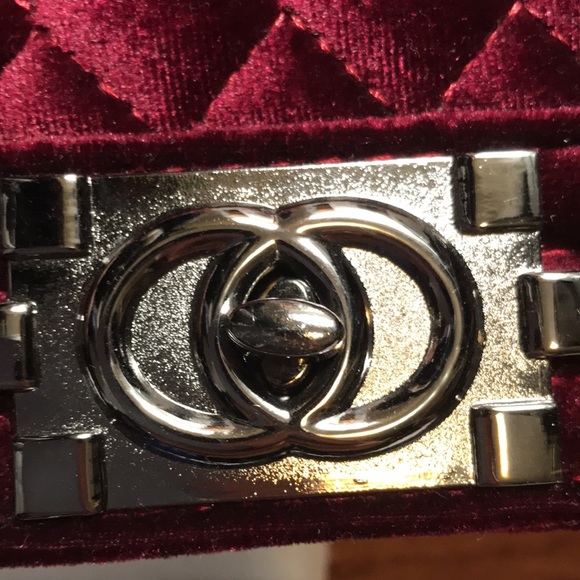 Burgundy velvet bag - Picture 3 of 5